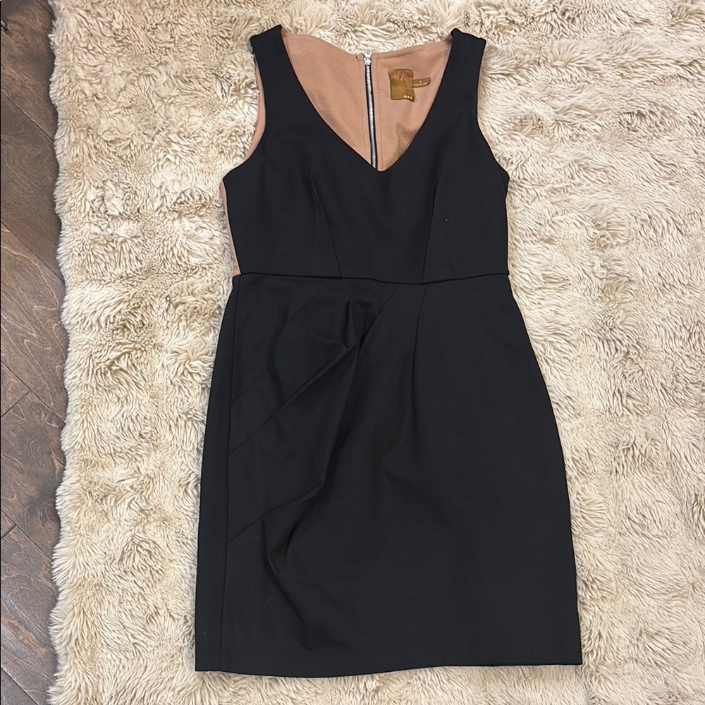Ali Ro Black Sheath V-Neck Cocktail Dress